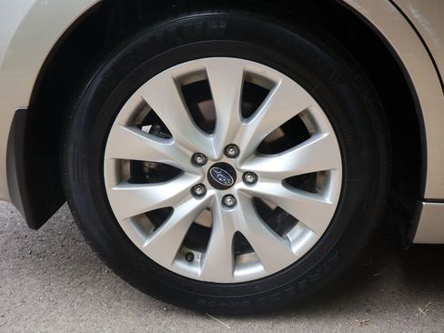 Used 2016 Subaru Legacy 2.5i Premium AWD/4WD image 44