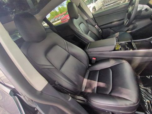 Used 2020 Tesla Model Y Long Range AWD/4WD image 34