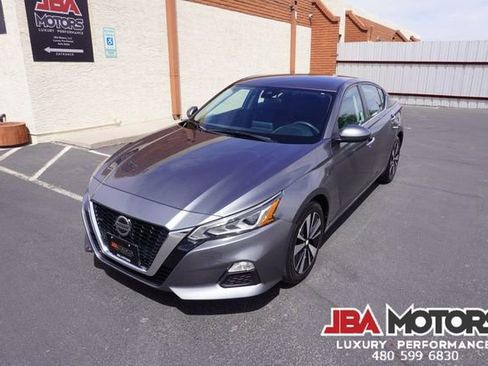Used 2021 Nissan Altima 2.5 SV FWD image 17