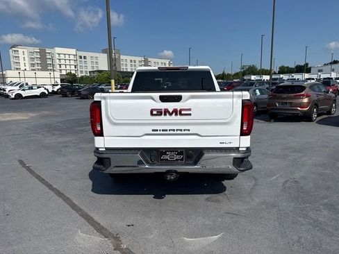 Used 2025 GMC Sierra 1500 SLT AWD/4WD image 4