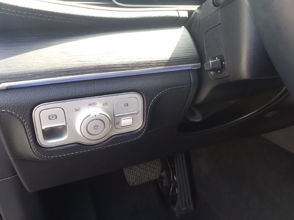 Certified 2024 Mercedes-Benz GLE 450 4MATIC image 25