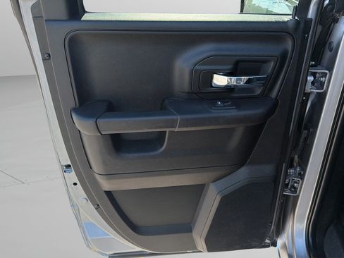 Used 2022 RAM 1500 Warlock AWD/4WD image 15