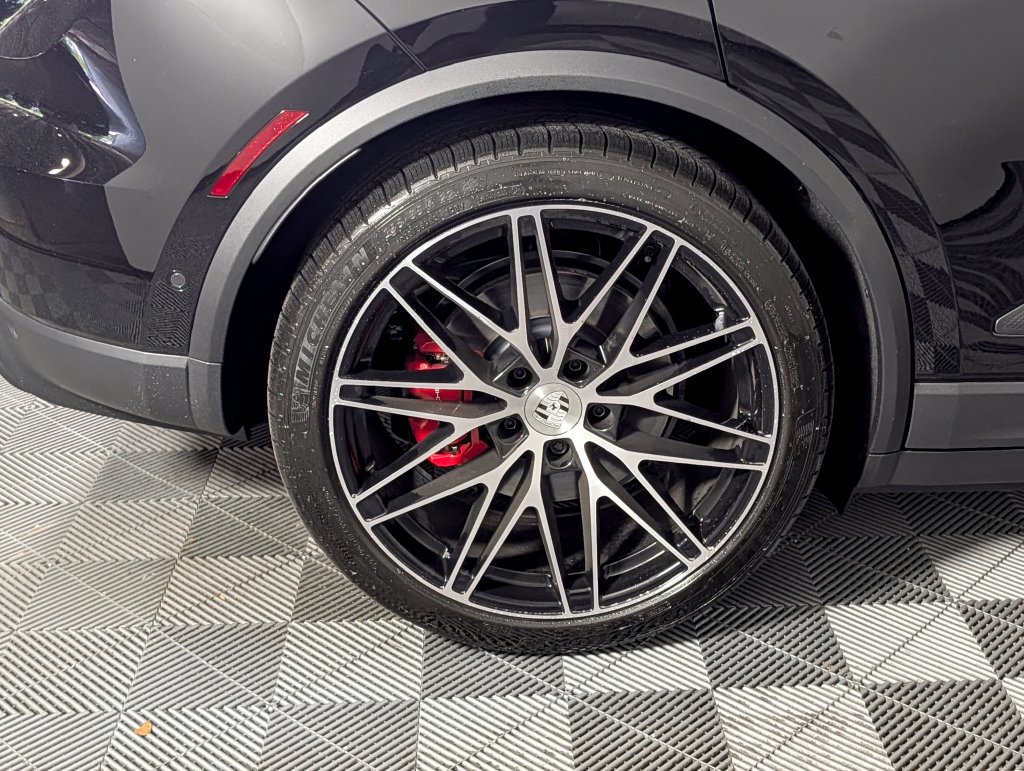 New 2026 Porsche Macan 4S Electric AWD/4WD image 12