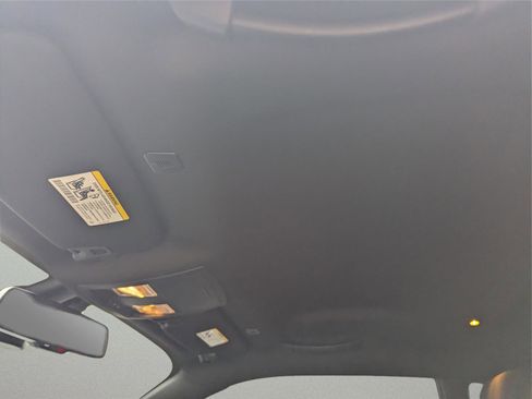 Used 2022 Dodge Challenger R/T w/ Shaker Package image 19