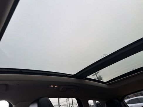 Used 2023 Lincoln Corsair Reserve w/ Equipment Group 201A image 27