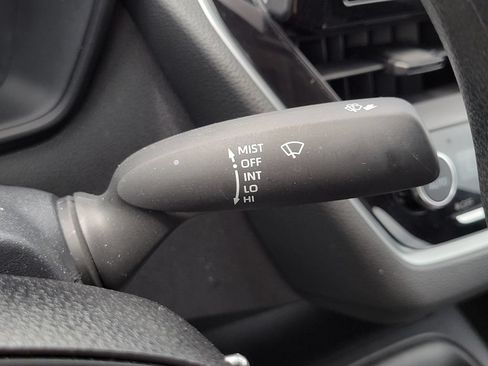 Used 2024 Toyota Corolla LE FWD image 29