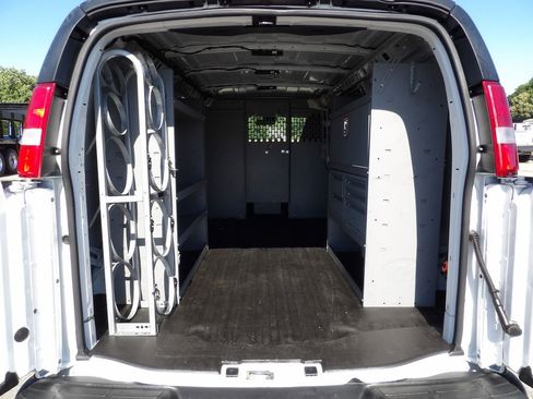 Used 2021 Chevrolet Express 2500 w/ Safety Package RWD image 44