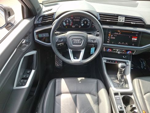 Used 2025 Audi Q3 2.0T Premium AWD/4WD image 11