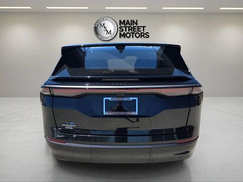 Used 2024 Jeep Wagoneer Launch Edition AWD/4WD image 4