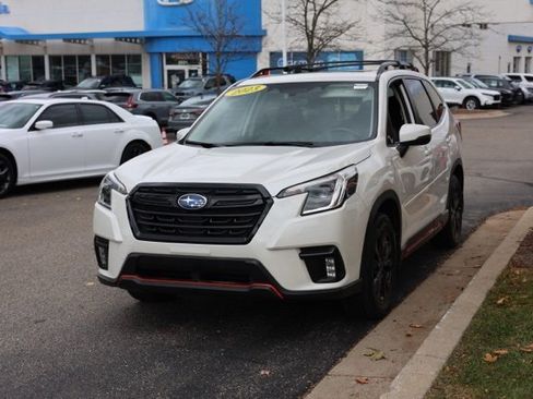 Used 2023 Subaru Forester Sport image 7