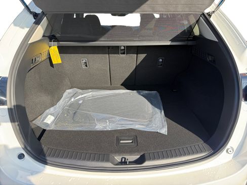 New 2025 MAZDA CX-5 AWD 2.5 S w/ Select Package image 17