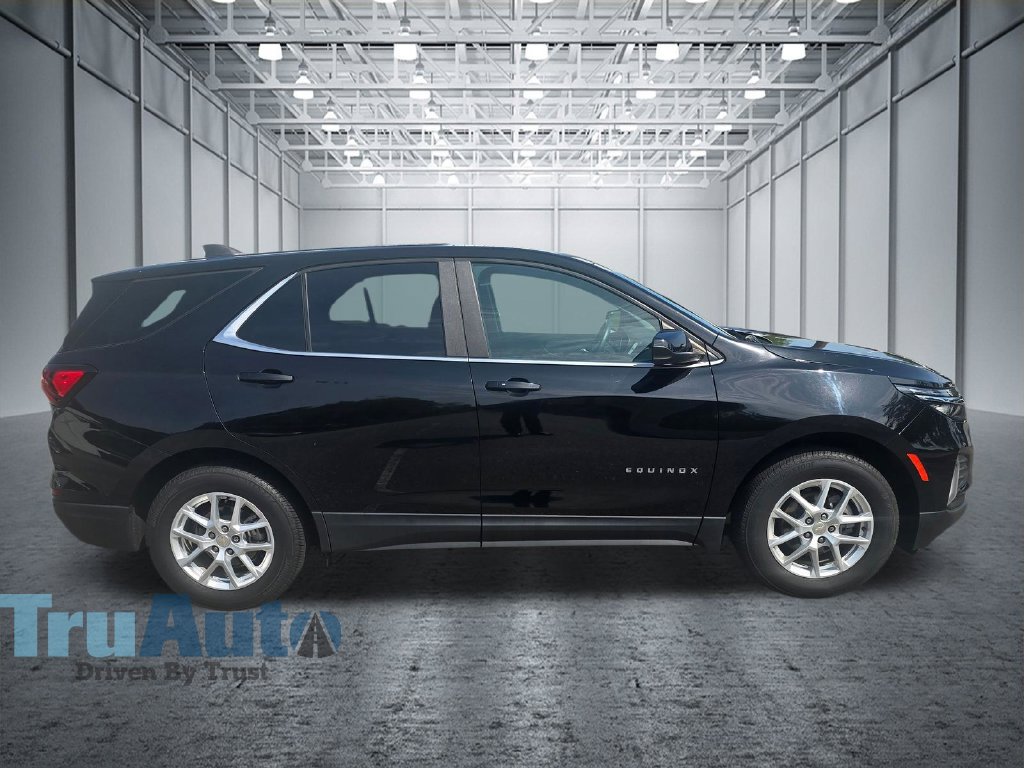 Used 2023 Chevrolet Equinox LT AWD/4WD image 21