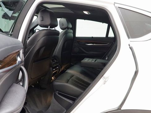 Used 2019 BMW X6 xDrive35i w/ Premium Package image 14