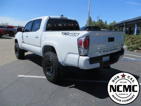Used 2021 Toyota Tacoma TRD Sport image 7