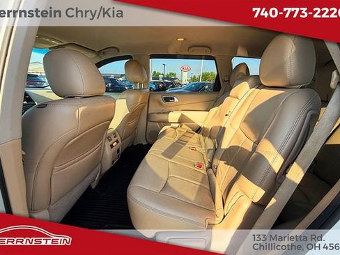 Used 2016 Nissan Pathfinder SL AWD/4WD image 21