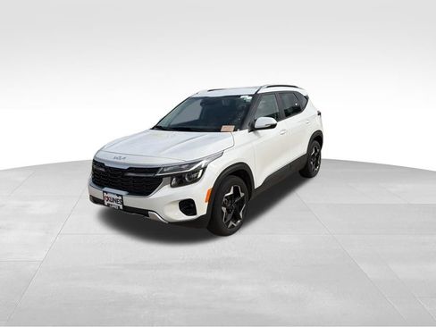 Used 2025 Kia Seltos S FWD image 5