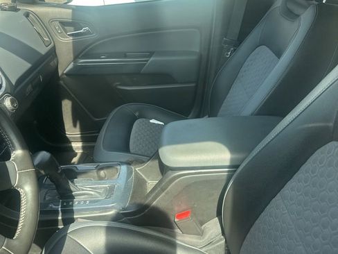 Used 2015 Chevrolet Colorado Z71 AWD/4WD image 15