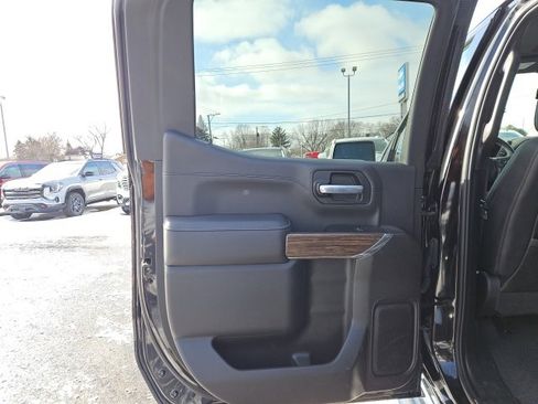 Used 2022 Chevrolet Silverado 1500 High Country image 20