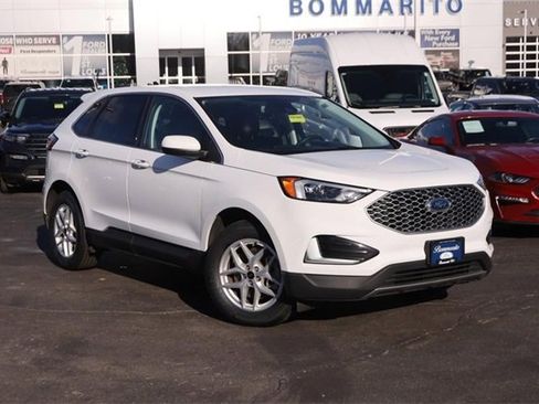 Certified 2024 Ford Edge SEL image 2