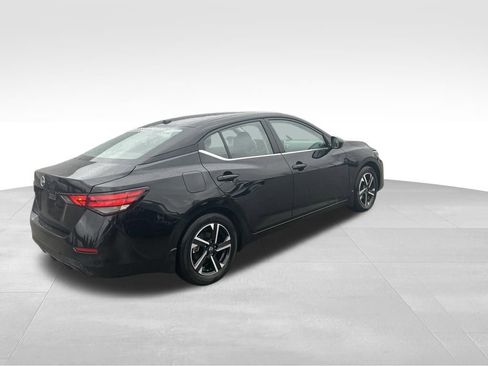 Certified 2025 Nissan Sentra SV image 5