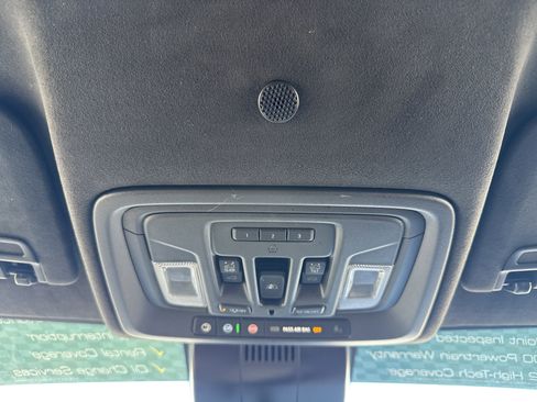 Used 2025 GMC Sierra 2500 Denali Ultimate image 31