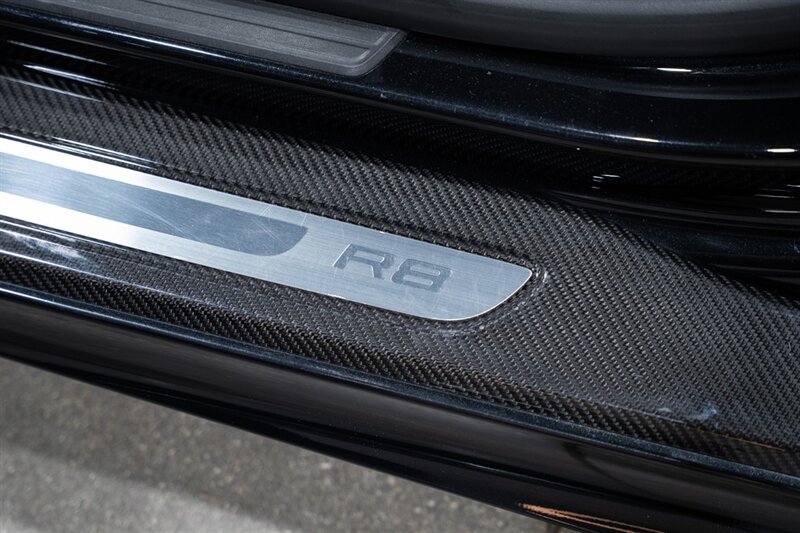 Used 2011 Audi R8 V10 AWD/4WD image 60