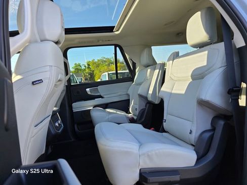 New 2026 Ford Expedition Max Platinum w/ Driver's Package image 11