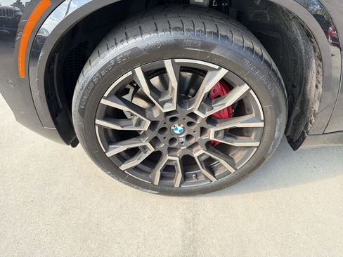 Certified 2024 BMW X5 xDrive40i w/ M Sport Package image 10