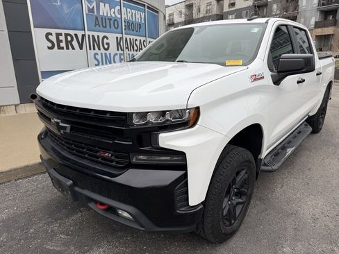 Used 2020 Chevrolet Silverado 1500 LT Trail Boss image 8