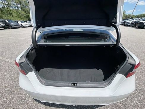 Used 2018 Toyota Camry XSE FWD image 7