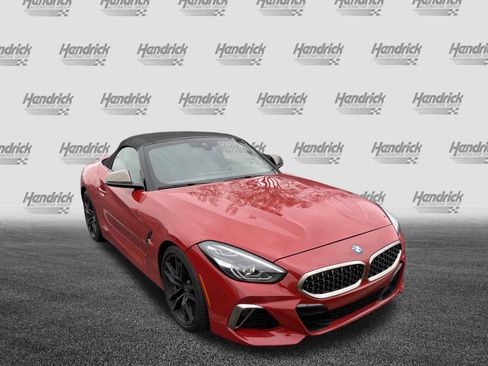 Used 2020 BMW Z4 M40i w/ Premium Package image 2