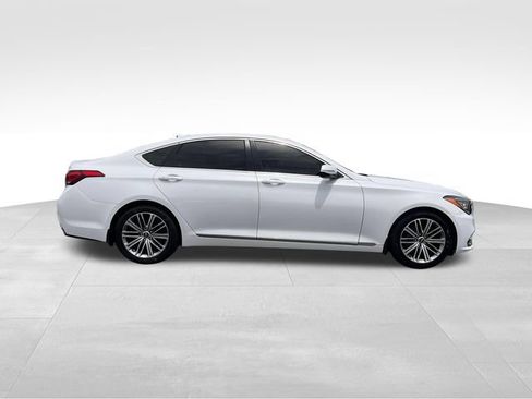 Used 2018 Genesis G80 3.8 RWD image 6