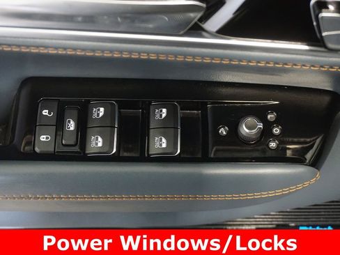 Used 2022 Jeep Grand Wagoneer Series II w/ Convenience Group III AWD/4WD image 6