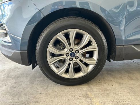 Used 2019 Ford Edge Titanium w/ Cargo Accessory Package FWD image 12