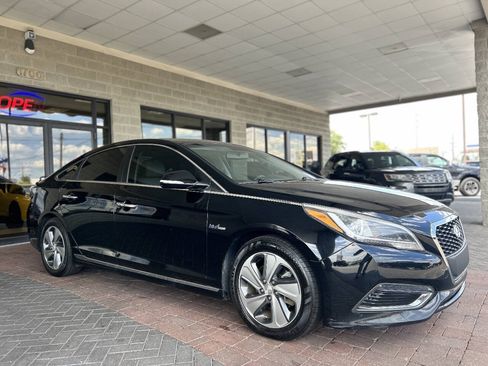 Used 2016 Hyundai Sonata Limited FWD image 25