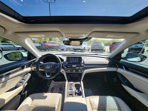 Used 2018 Honda Accord EX-L image 9