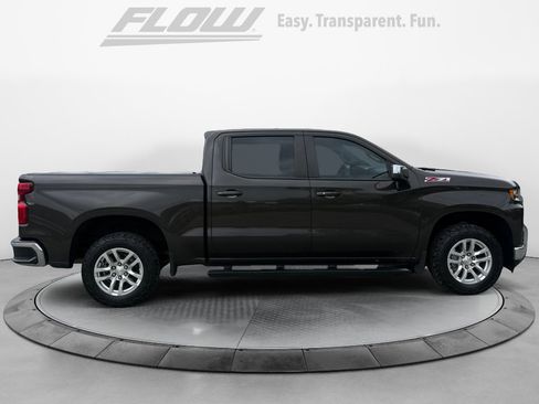 Used 2021 Chevrolet Silverado 1500 LT AWD/4WD image 10