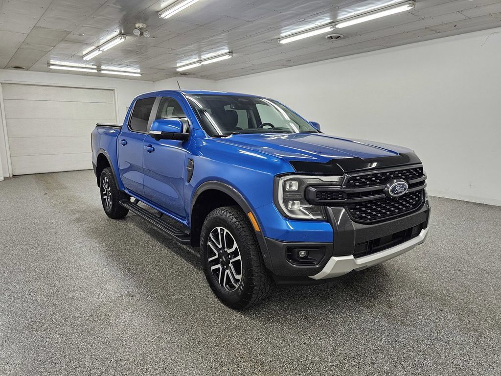 Used 2024 Ford Ranger Lariat w/ Trailer Tow Package AWD/4WD image 3