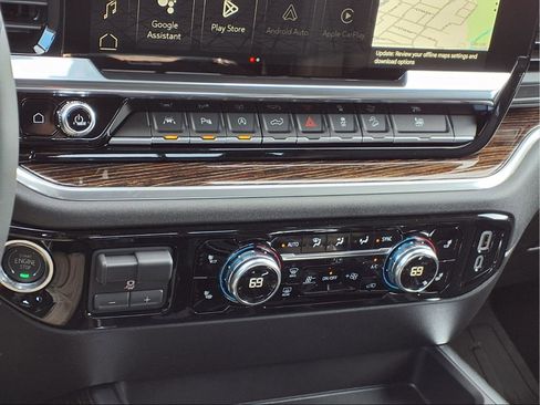 New 2026 GMC Sierra 1500 Elevation w/ Elevation Premium Package AWD/4WD image 13