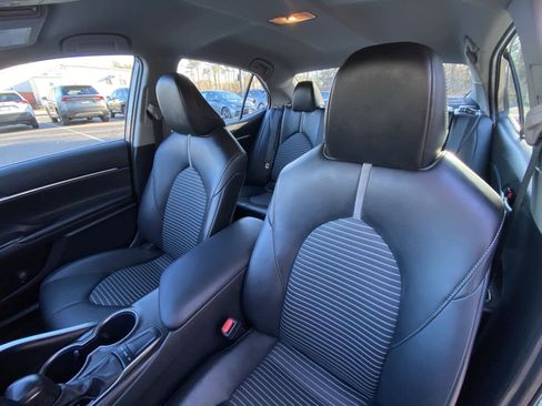 Used 2023 Toyota Camry SE image 23