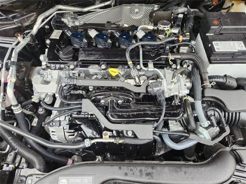 Certified 2025 Toyota Corolla Cross L image 21