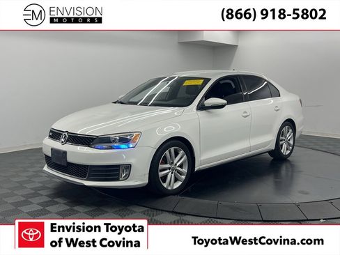 Used 2012 Volkswagen Jetta GLI image 1