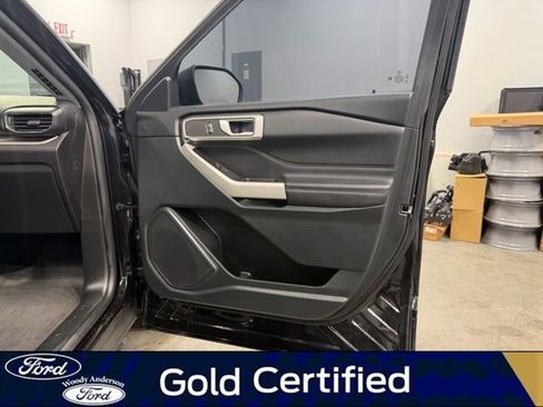 Certified 2024 Ford Explorer XLT w/ Equipment Group 202A image 30