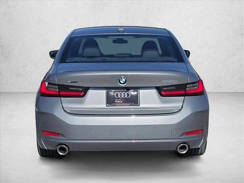 Used 2025 BMW 330i xDrive Sedan image 6