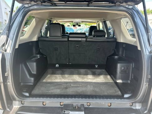 Used 2016 Toyota 4Runner SR5 Premium AWD/4WD image 32