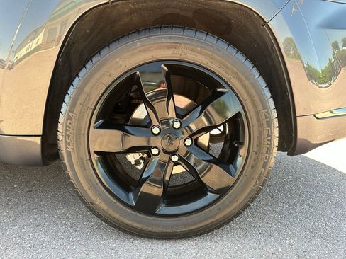 Used 2015 Jeep Grand Cherokee High Altitude AWD/4WD image 41