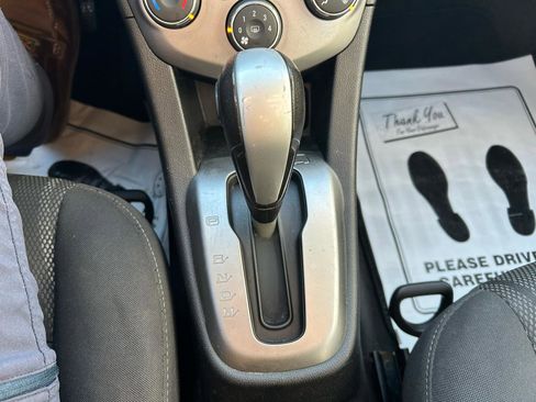 Used 2017 Chevrolet Sonic LT image 25