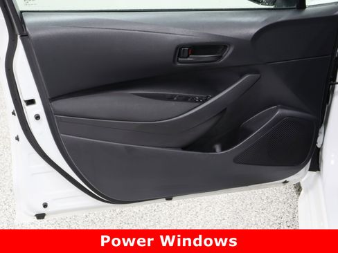 Certified 2025 Toyota Corolla LE image 12