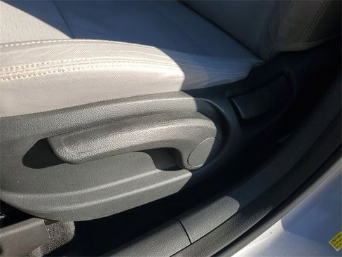 Used 2020 Hyundai Tucson SE image 10