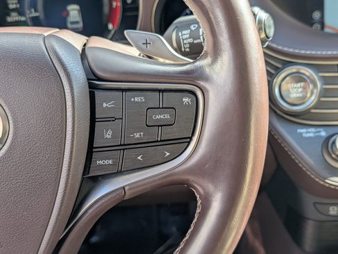 Used 2019 Lexus LS 500 AWD image 24